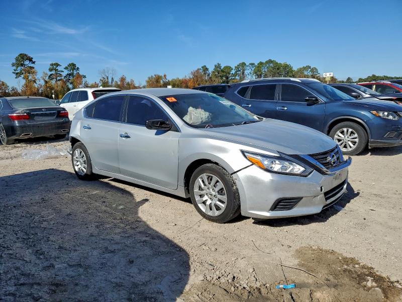 Фото 4 - NISSAN ALTIMA