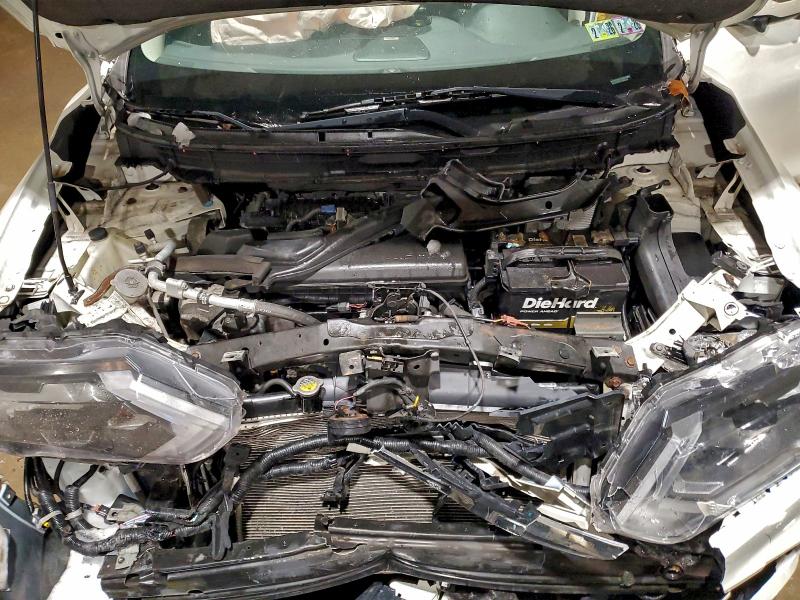 Фото 12 - NISSAN ROGUE