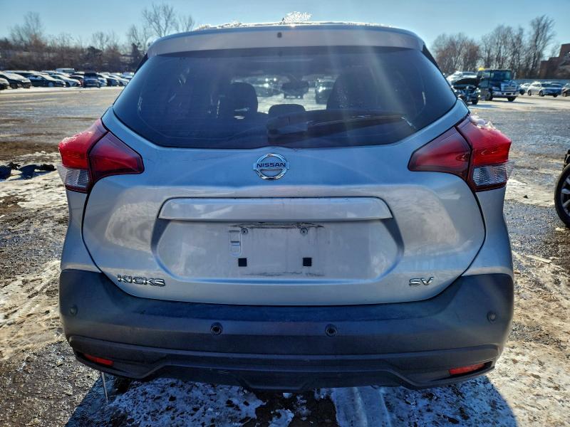 Фото 6 - NISSAN KICKS