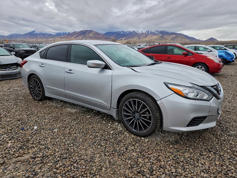 Фото 4 - NISSAN ALTIMA