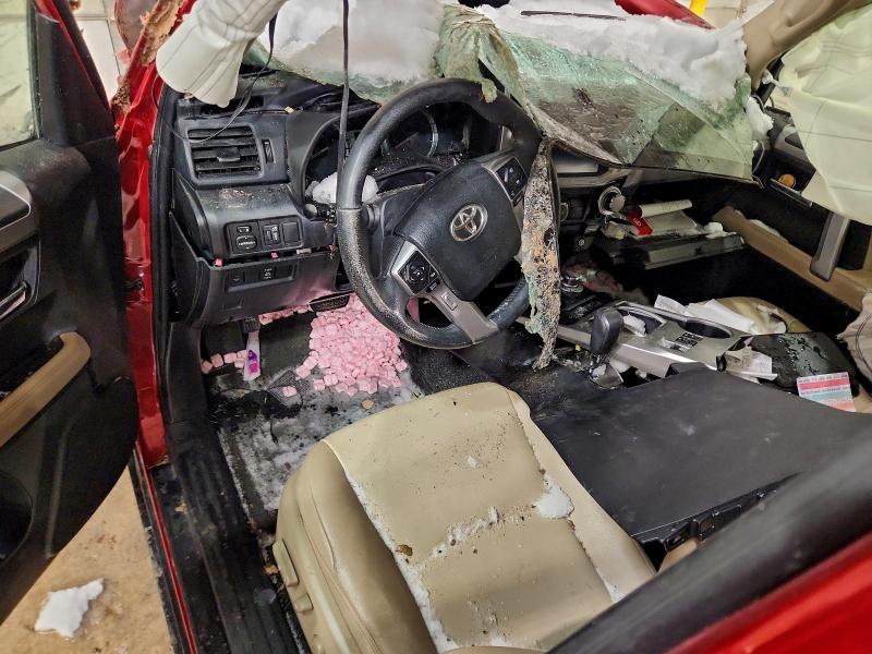 Фото 8 - TOYOTA 4RUNNER