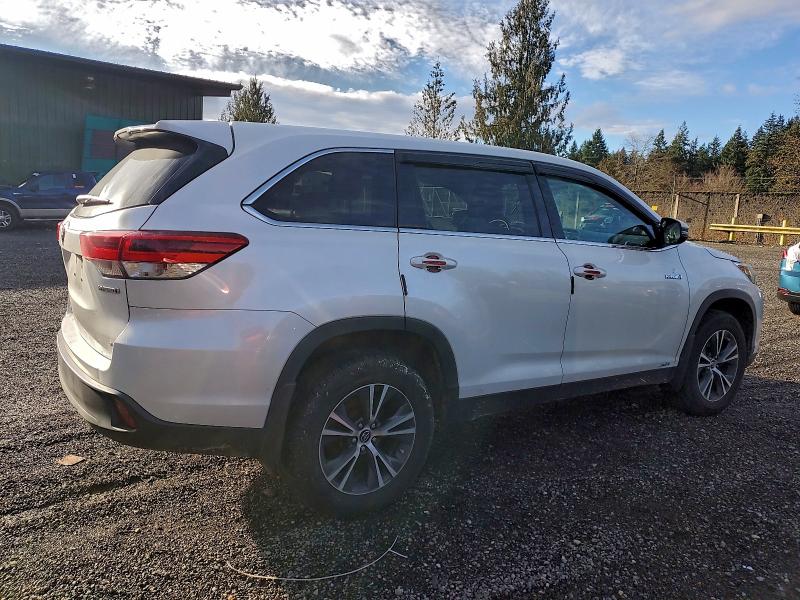 Фото 3 - TOYOTA HIGHLANDER