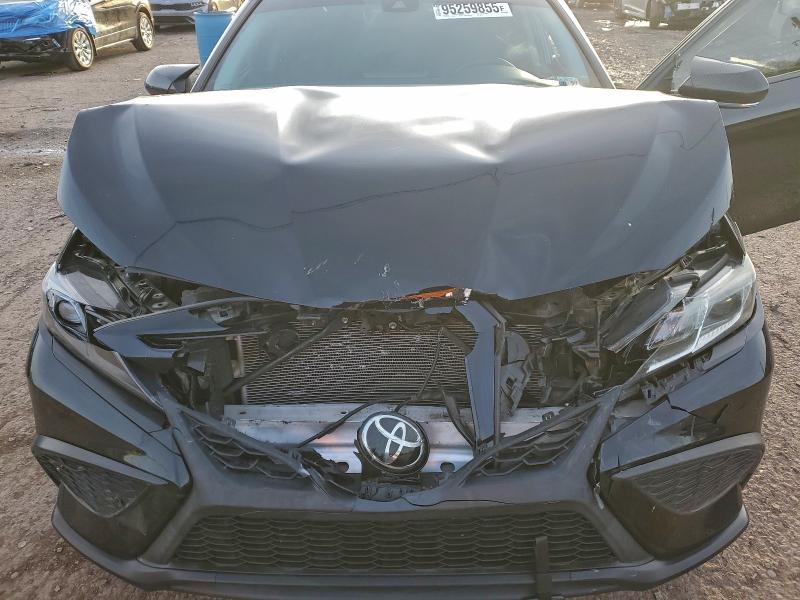 Фото 11 - TOYOTA CAMRY