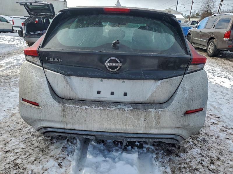 Фото 6 - NISSAN LEAF