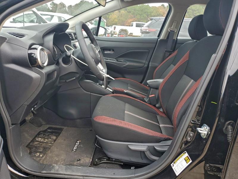 Фото 7 - NISSAN VERSA