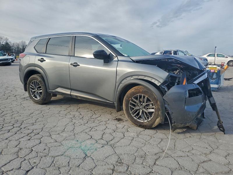 Фото 4 - NISSAN ROGUE