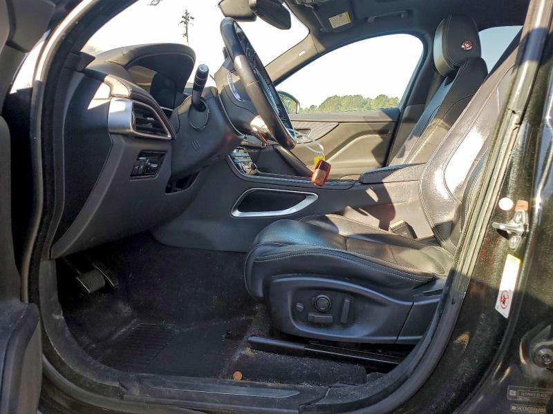 Фото 7 - JAGUAR F-PACE