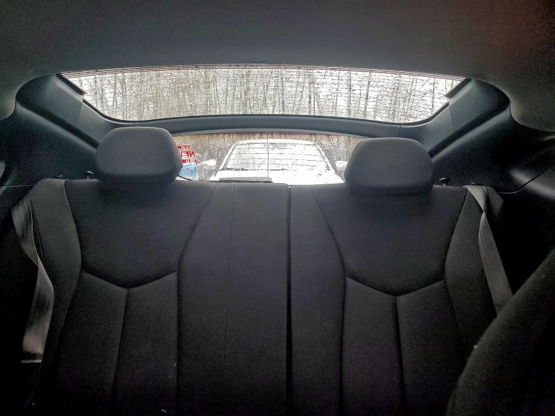 Фото 10 - HYUNDAI VELOSTER