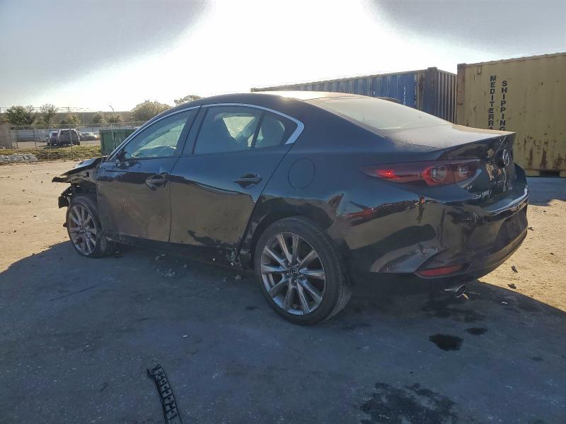 Фото 2 - MAZDA 3