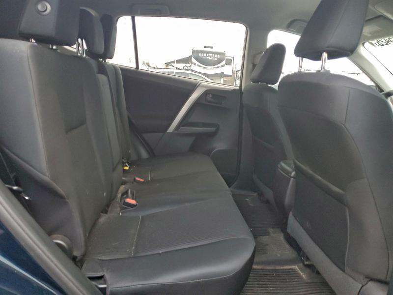 Фото 10 - TOYOTA RAV4