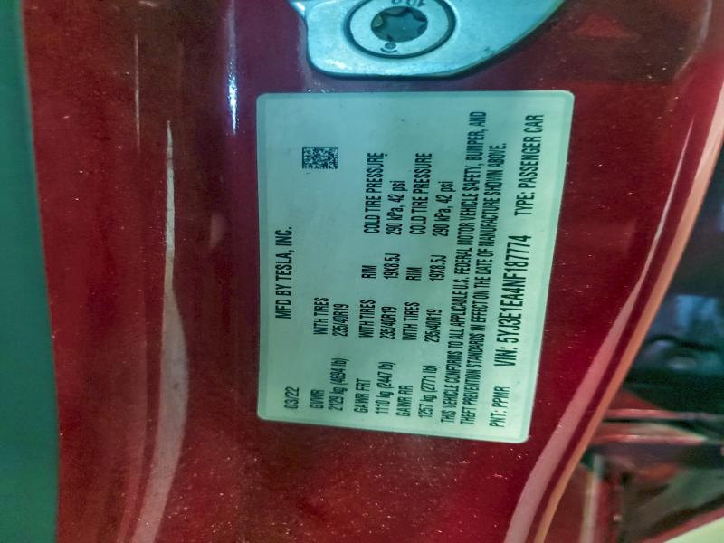 Фото 13 - TESLA MODEL 3