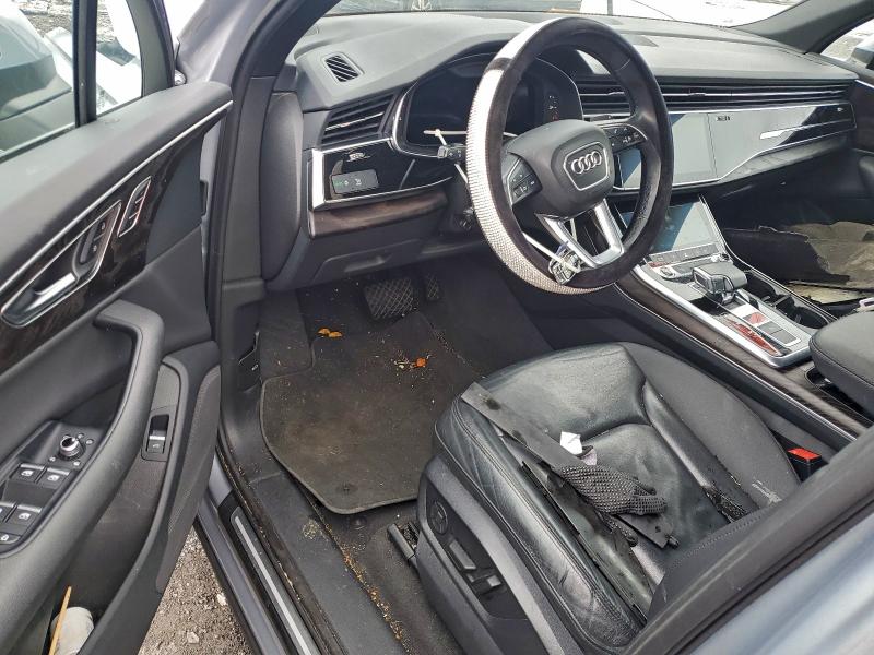 Фото 8 - AUDI Q7