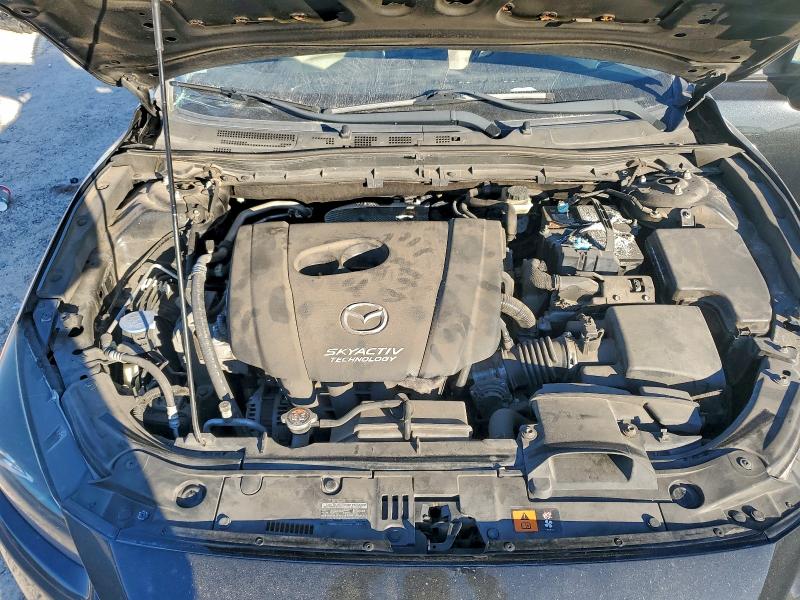 Фото 11 - MAZDA 3