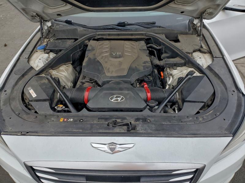 Фото 11 - HYUNDAI GENESIS