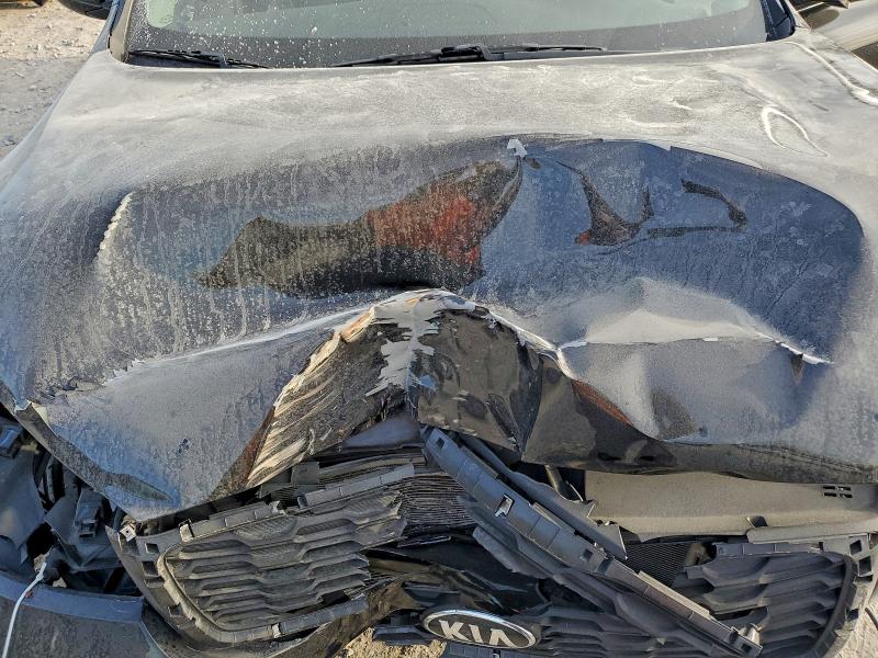 Фото 12 - KIA SORENTO