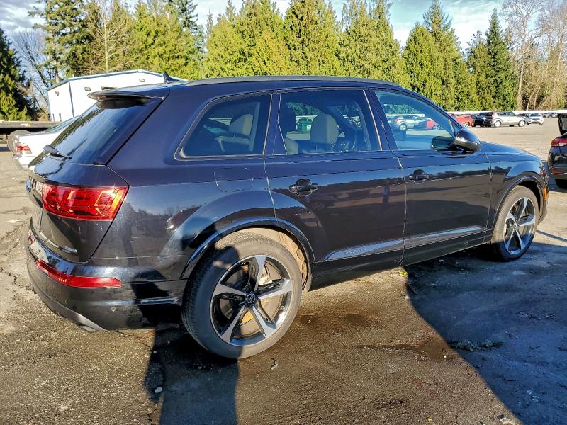 Фото 3 - AUDI Q7