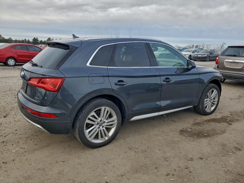 Фото 3 - AUDI Q5