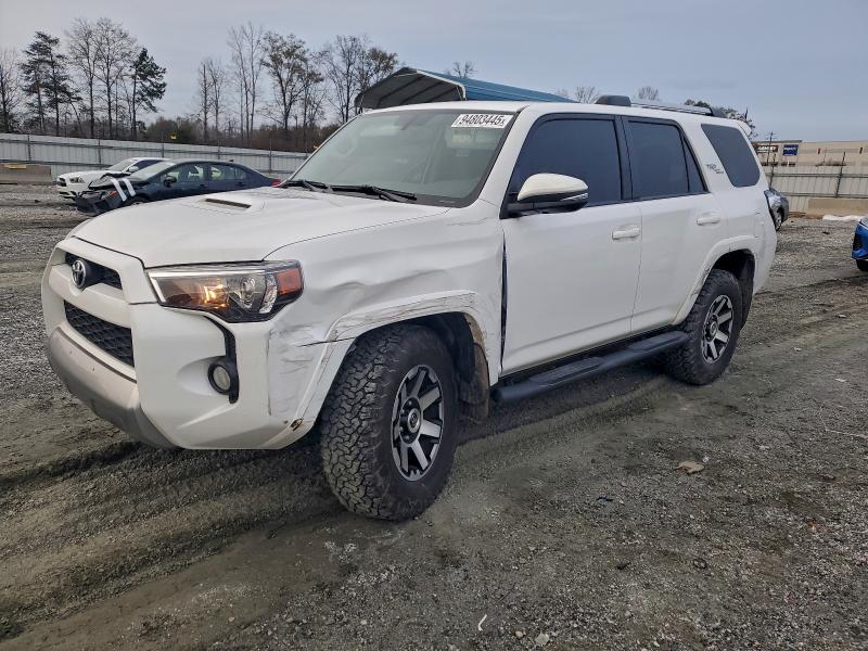 Фото 1 - TOYOTA 4RUNNER