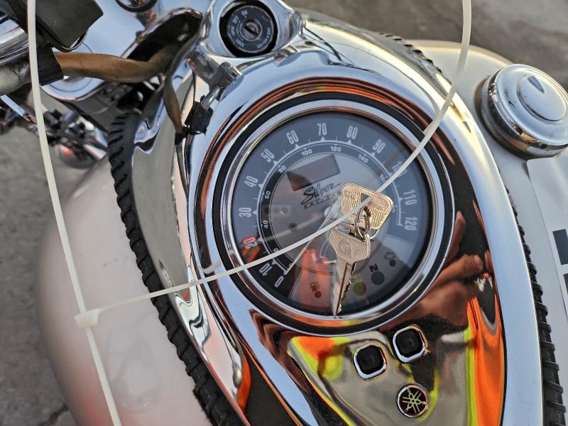 YAMAHA XV1600 AT 2003