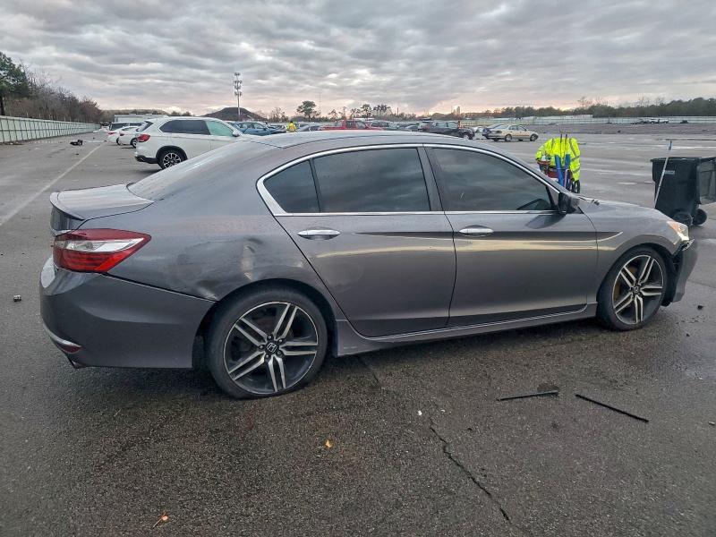 Фото 3 - HONDA ACCORD