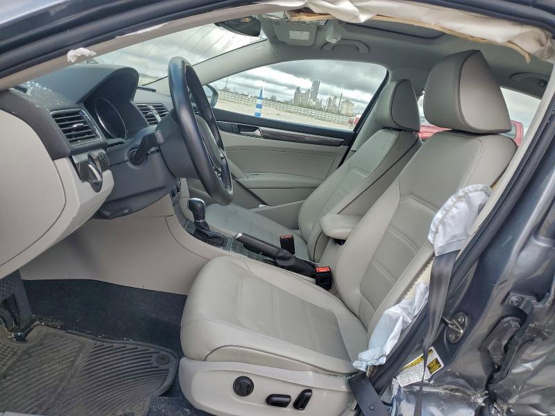 Фото 7 - VOLKSWAGEN PASSAT