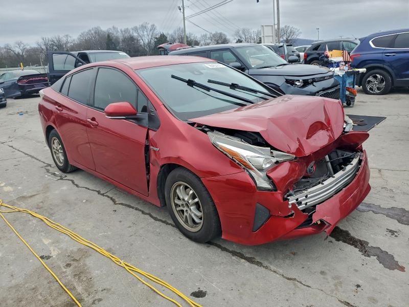 Фото 4 - TOYOTA PRIUS