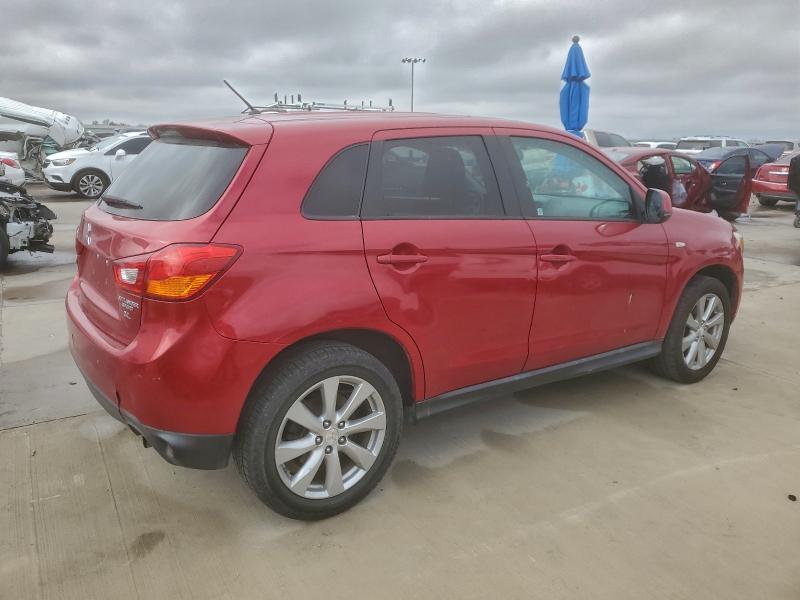 Фото 3 - MITSUBISHI OUTLANDER