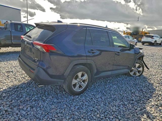 Фото 3 - TOYOTA RAV4