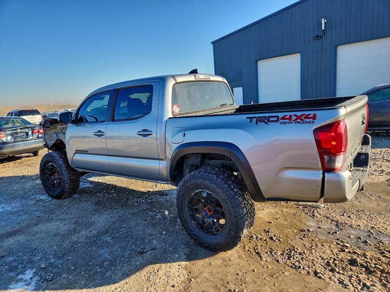 Фото 2 - TOYOTA TACOMA