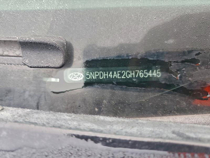 Фото 12 - HYUNDAI ELANTRA