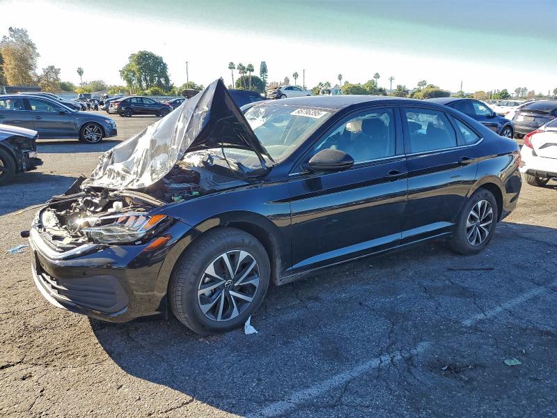 Фото 1 - VOLKSWAGEN JETTA