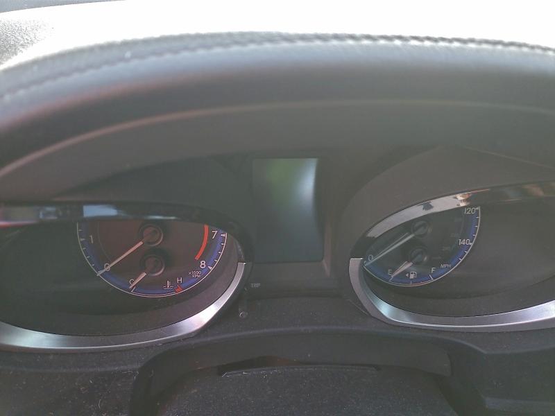 Фото 9 - TOYOTA COROLLA