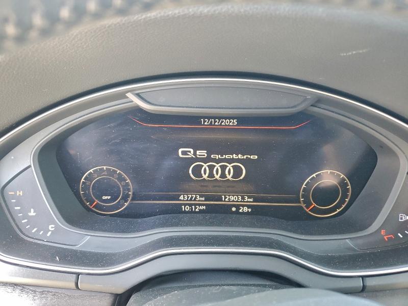 Фото 9 - AUDI Q5