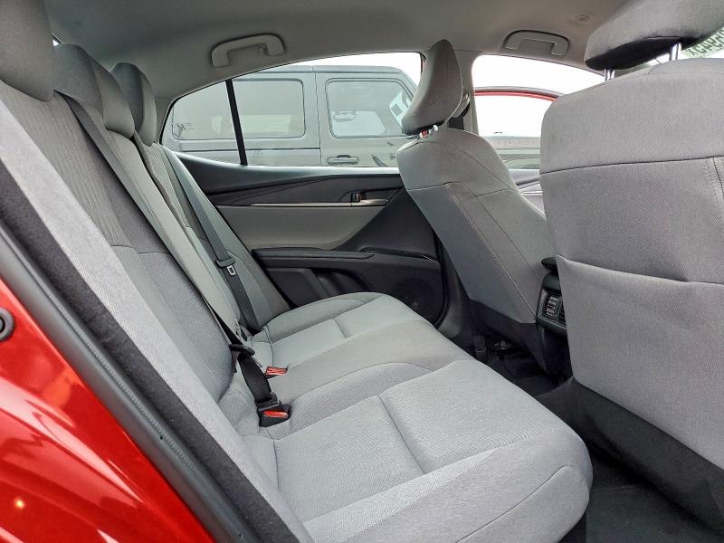 Фото 10 - TOYOTA CAMRY