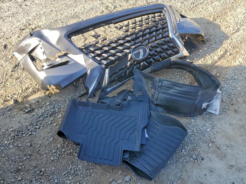 Фото 13 - LEXUS GX