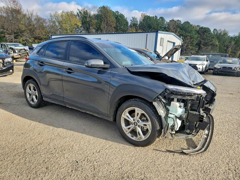 Фото 4 - HYUNDAI KONA