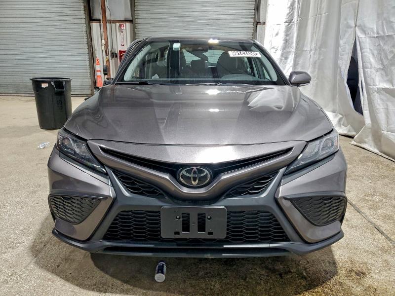 Фото 5 - TOYOTA CAMRY