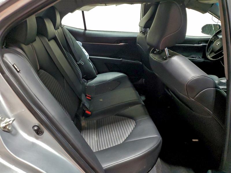 Фото 10 - TOYOTA CAMRY