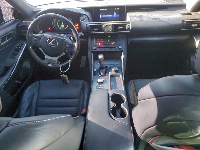 Фото 8 - LEXUS IS