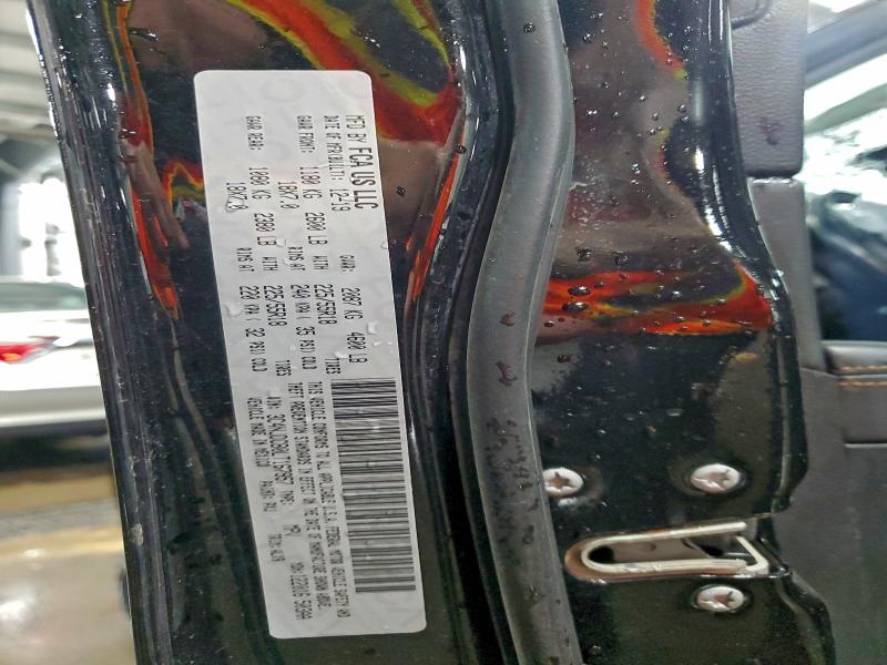 Фото 14 - JEEP COMPASS