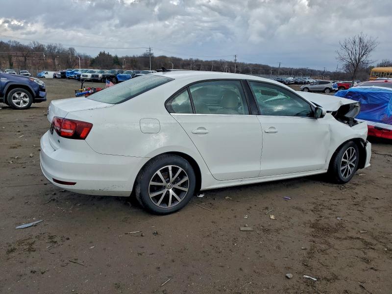 Фото 3 - VOLKSWAGEN JETTA