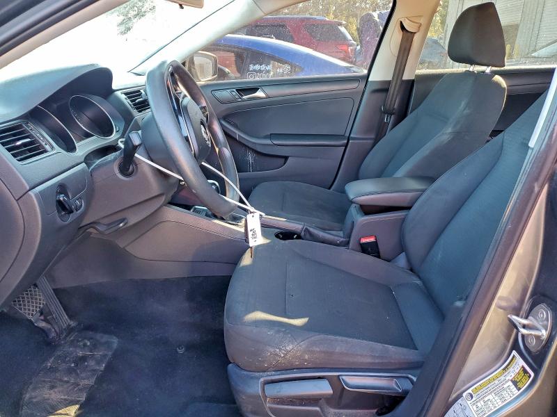 Фото 7 - VOLKSWAGEN JETTA