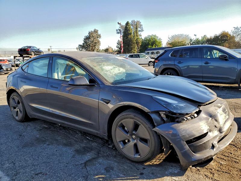 Фото 4 - TESLA MODEL 3