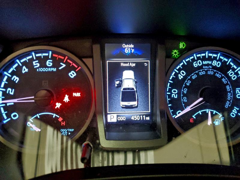 Фото 9 - TOYOTA TACOMA