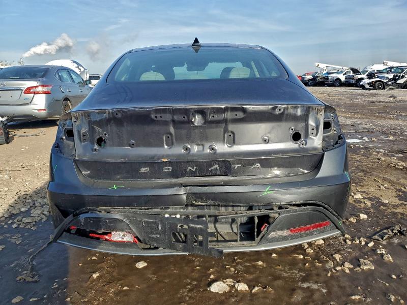 Фото 6 - HYUNDAI SONATA