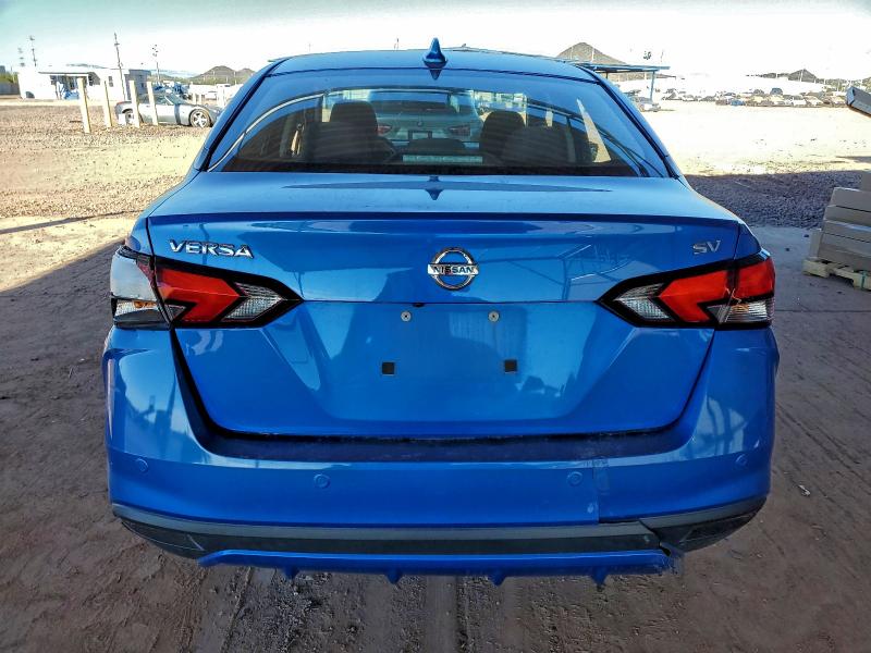 Фото 6 - NISSAN VERSA