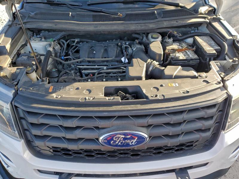 Фото 12 - FORD EXPLORER