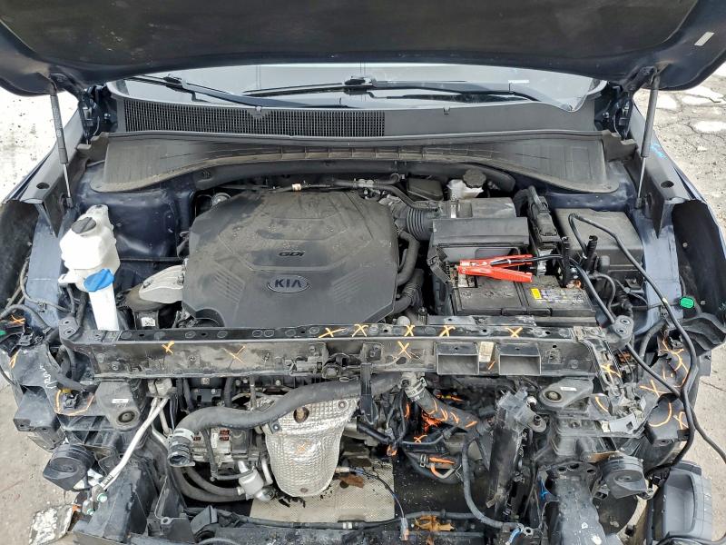 Фото 12 - KIA SORENTO