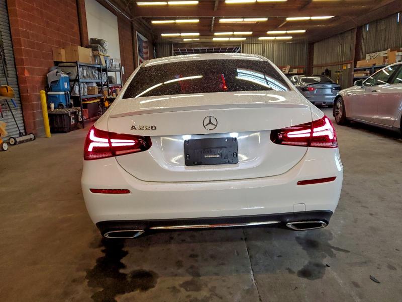 Фото 6 - MERCEDES-BENZ A-CLASS