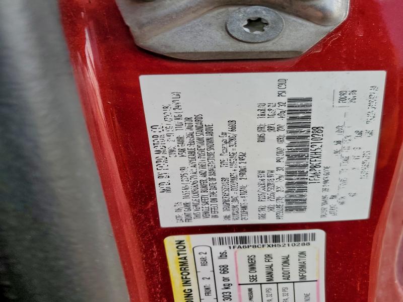 Фото 12 - FORD MUSTANG